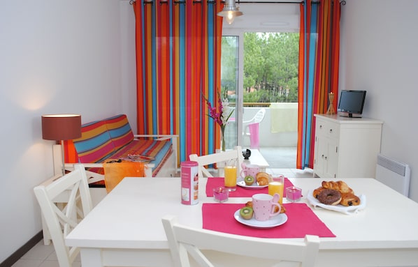 In-room dining