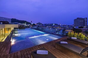 屋外プール