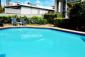 Utomhuspool