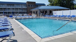 Utomhuspool