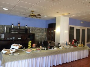 Breakfast buffet