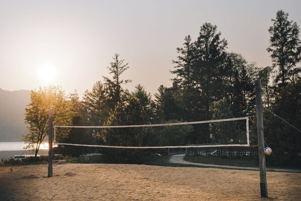 Children’s play area – outdoor