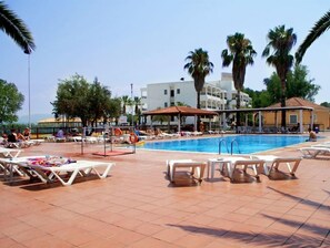 Utomhuspool