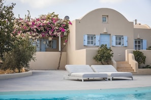 Courtyard view