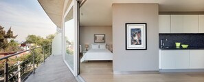 Experience luxury bathed in natural light


