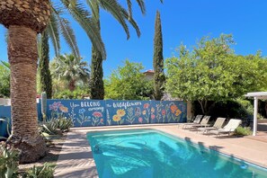 pool mural