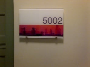 Zimmernummer 5002