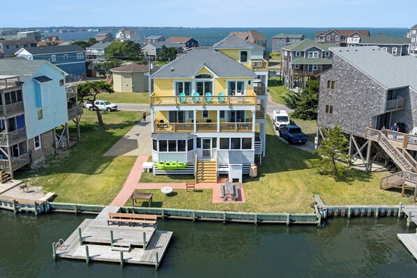 HIFR01: Frisco Sol | Back Exterior - Kayaks Not Available For Guest Use