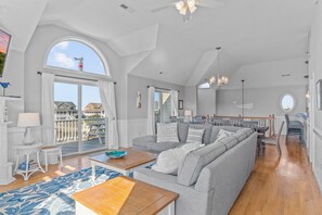 Surf or Sound Realty - 1167 - Merlion Haven - Great Room -1