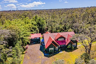 Dancing Volcano Estate - sleeps 8 Near Hawaii Volcanoes National Park