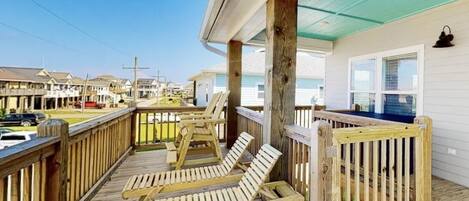 Come lounge on this beautiful deck!