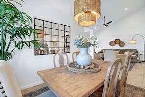 DINING SPACE REVERSE.jpg mls