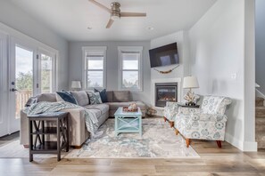 Living Room with Fireplace