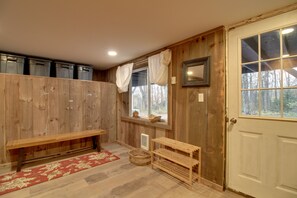 Mudroom | Ski Storage Area