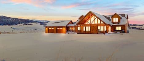 Welcome to the Teton Valley Retreat!