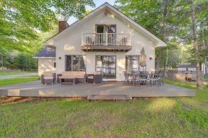 Cottage Exterior | Deck w/ Outdoor Dining Area | Lake Views | Gas Grill