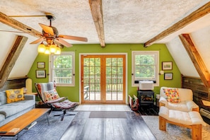 Living Space | Queen Sleeper Sofa | 1st Floor | Laptop-Friendly Area