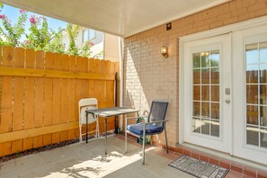 Patio | Outdoor Dining Area