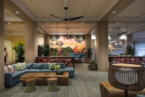 Lobby lounge