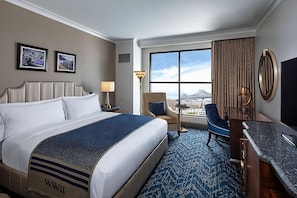 Unit with King size bed