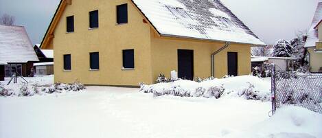 Haus im Winter