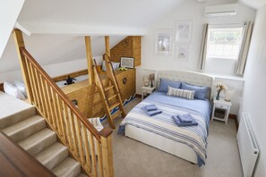 Kingsize Bed and 2x Toddler/Children's Beds