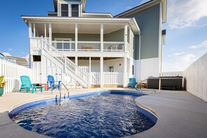 Private Pool Area w/ Hot Tub, Cabana