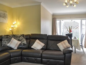 Living area | Oceans 44, Bridlington