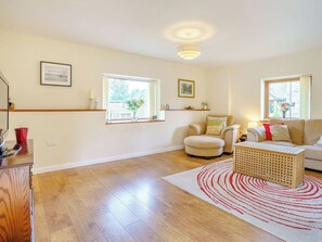 Living area | Y Buedy - Hen Fferm, Lampeter