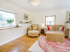 Living area | Y Buedy - Hen Fferm, Lampeter