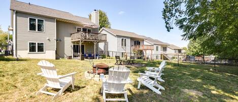 Iowa City Vacation Rental | 3BR | 2BA | 2,000 Sq Ft | Outdoor Staircase to Enter