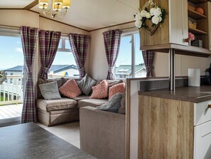 Open plan living space | Sea View 14 - Bonnie Escapes, Southerness