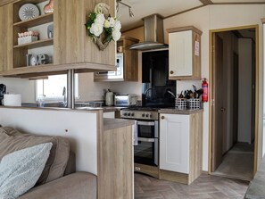 Kitchen area | Sea View 14 - Bonnie Escapes, Southerness