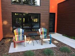 Front yard patio