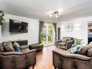 Living room | Plum Tree House, Sheffield