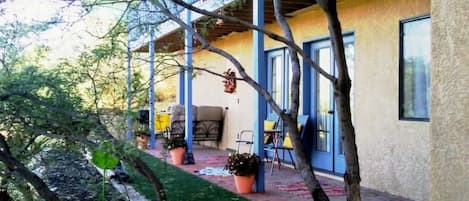 Your home away from home: Cliff View Casita & your own patio downstairs! 