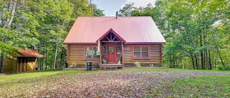 North Creek Vacation Rental | 3BR | 3BA | 1,410 Sq Ft | Steps Required