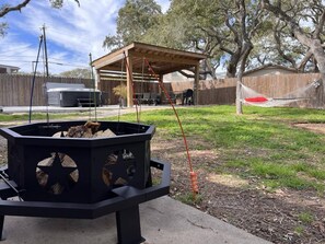 The perfect backyard experience for your vacation!