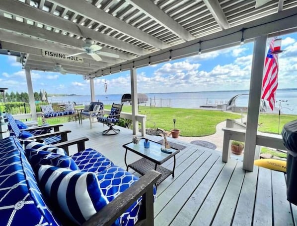 The views from this wrap around porch will mesmerize you for days! Open views!