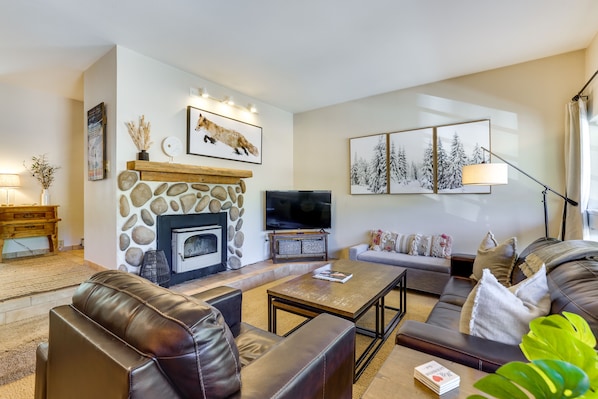 Vail Vacation Rental | 2BR | 2BA | 1,000 Sq Ft | Stairs Required