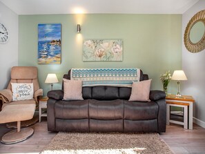 Living area | Deers Holt - Granite Henge, Looe