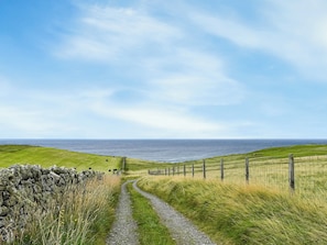 Surrounding area | Heb Way Cottage, North Dell, Isle of Lewis