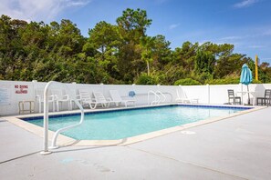 Private Saltwater Pool