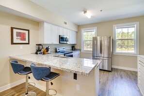 Kitchen | Free WiFi (High Speed) | Drip Coffee Maker