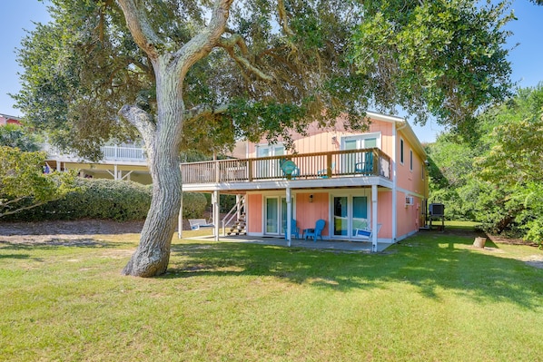 Emerald Isle Vacation Rental | 2BR | 1BA | Half Step Required | 850 Sq Ft