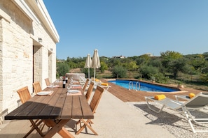 The comfortable dining area to enjoy all day gatherings!