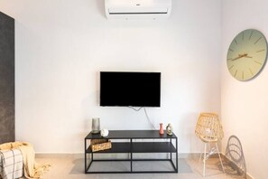 The Living Room (2)