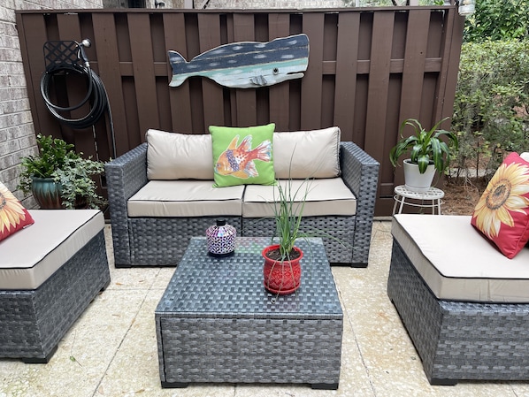 All new cosy outside furniture to enjoy while grilling. 