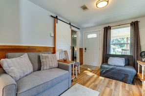 Living Area | 2 Twin Sleeper Sofas | Smart TV