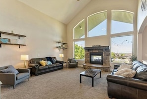 Enjoy time with your loved ones in this spacious family room. 
